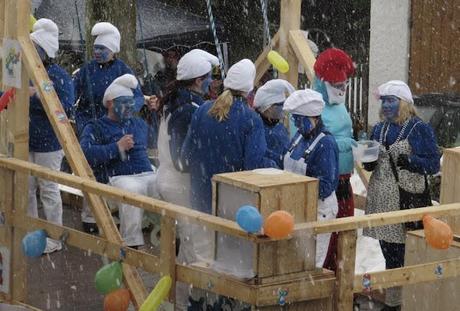 Schneetreiben beim Schwangauer Faschingsumzug am 19.02.2012