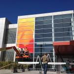 Yerba Buena Center for the Arts in Cupertino, San Francisco wird für die iPad 3 Keynote geschmückt
