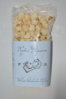 Kates Popcorn Weisse Schoko-Kokos und Mr Stanleys Peanut Brittle