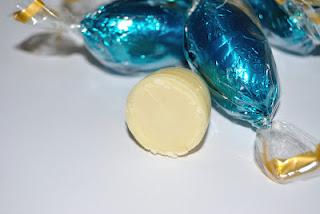 Finest Gourmet Ostereier, Goldora Vanille-Eier und gefüllte Schoko-Eier Mousse Chocolatée