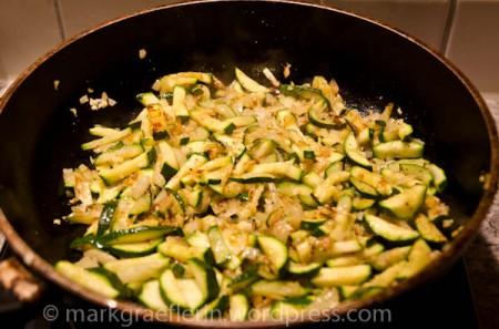 Frittata con le zucchine – Zucchini Omelett