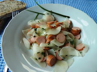 Rettichsalat mit Würstchen / Radish Salad with Sausages