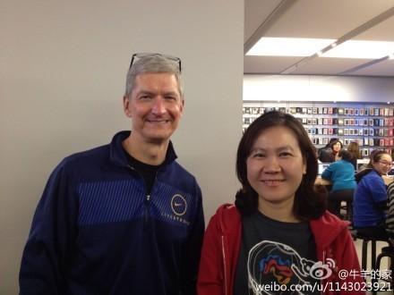 Tim Cook unternimmt Ausflug zum Apple Store in China