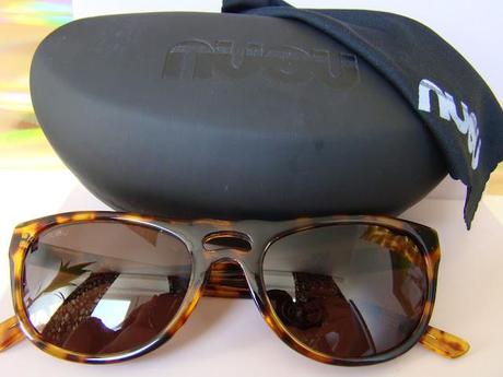 [90] Neue Sonnenbrille