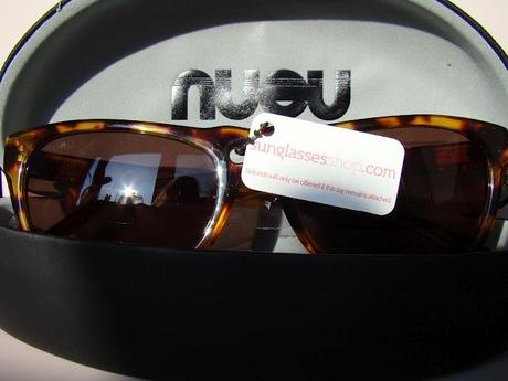 [90] Neue Sonnenbrille