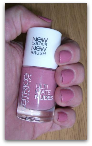 Catrice – Ultimate Nudes – 090 Karl Says Tres Chic