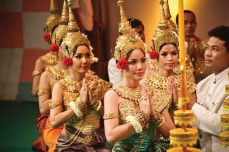 Cambodia – Khmer New Year: Seven Angels and the New Year Riddle.