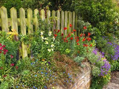 Great Brington - Frühlingsgärten