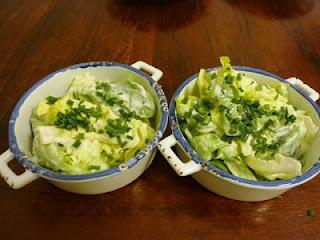 Bessarabische Hühnerkeulen und Marias Milchsalat / Chicken Legs Bessarabian Style and Maria's Milk Salad