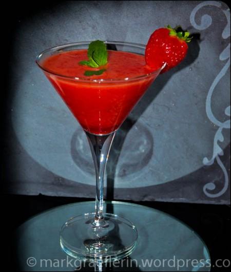 Erdbeer-Himbeer-Blutorange Smoothie