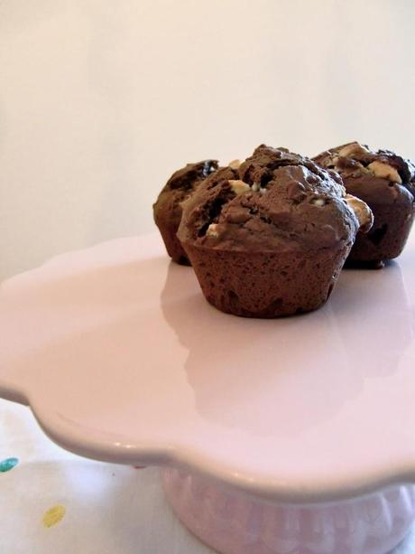 Endlich mal wieder ein Sonntagssüß: Triple Chocolate Chip Muffins à la Cynthia Barcomi