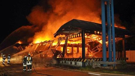 Gudow: Raststätten an A 24 nach Brand gesperrt