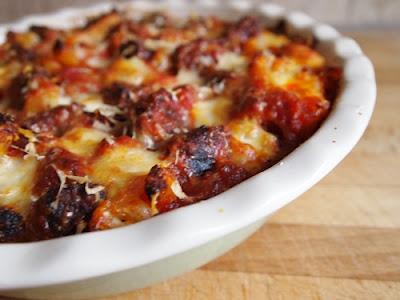 Meatball Pasta Bake - Nudelauflauf mit Hackbällchen