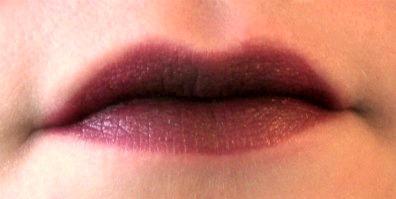 Rimmel London Lasting Finish Lipstick – 120 Cutting Edge