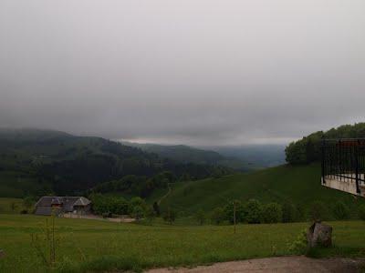 Schwarzwälder Kirschtorte mit Panoramablick