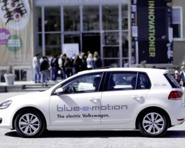 Volkswagen startet internationale Roadshows mit Golf Blue-e-Motion-Flotte