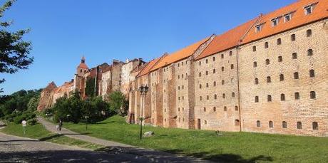 Baltikum: mittelalterliches Polen, ganz modern
