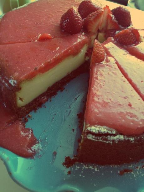 Lactosefreier NY Cheesecake nach Leila Lindholm + Erdbeertortenguß