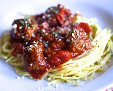 Pasta mit Hackfleischbällchen