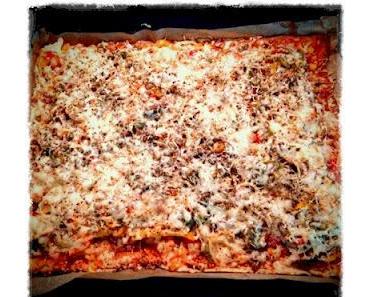 Brötchen, Hörnchen, Pizza, Buttermilchbrötchen, Knoblauchecken...ich sag nur - LECKER