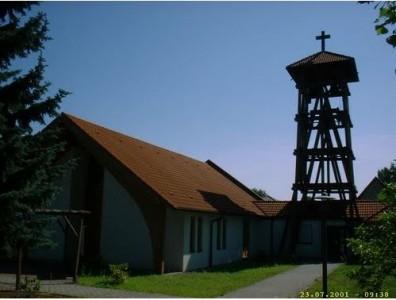 kirche eisenhuettenstadt 396x300 Kirchen gab es bereits in der Stalinstadt