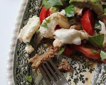 Avokado-Tomaten-Mozzarellasalat