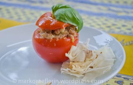 Markgräflerin allein daheim – Tuna Stuffed Tomatoes