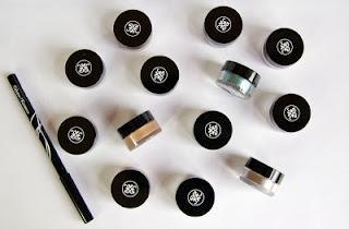 Rouge Bunny Rouge Glitzerpigmente "Feuertropfen"