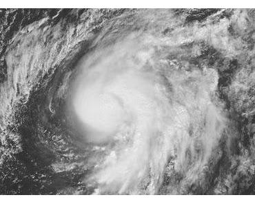 Atlantik aktuell: OTTO - momentan Hurrikan - bedroht die Azoren