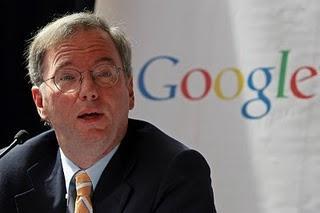 Facebook: Blogger gab sich als Google Chef Schmidt aus