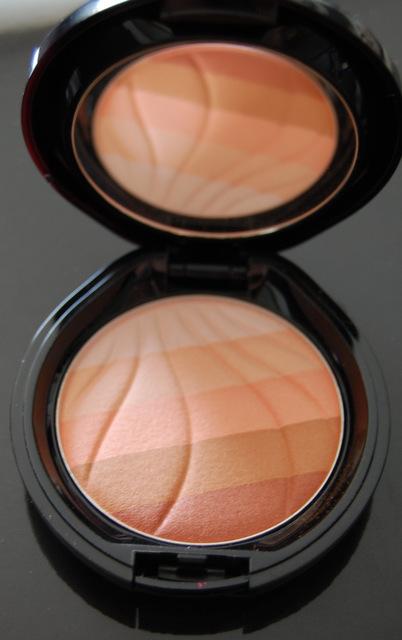 Review Shiseido The Makeup Multi-Shade Enhancer 