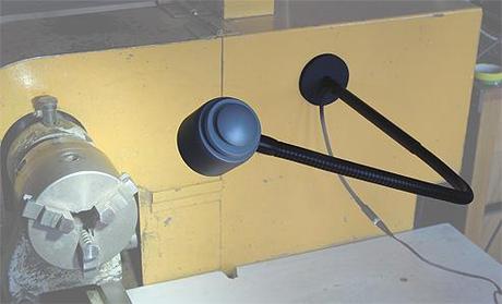 Der LED Industrie Strahler 52xre, ein Powerstrahler mit Schwanenhals