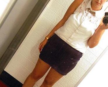 gotta love taking pictures in the bathroom