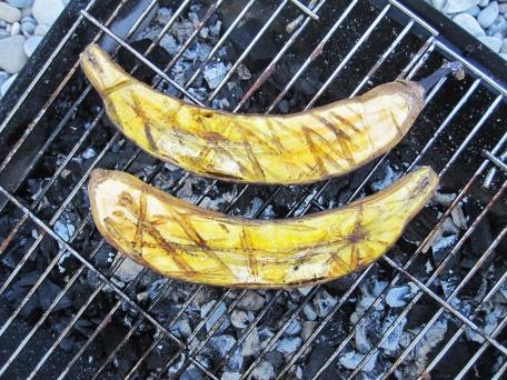 platano on the grill