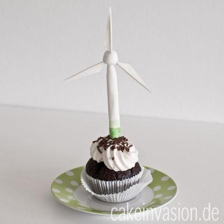 Tutorial: Cupcake-Topper Windkraftanlage bzw. Windrad aus Blütenpaste