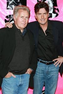 Martin Sheen mit Sohn Charlie Sheen