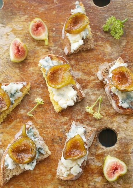 Roquefort Tartines mit gerösteten Honig-Feigen und wir als Südfranzosen