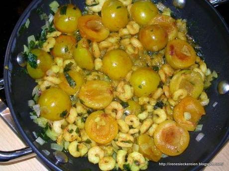 Curry-Shrimps mit Mirabellen