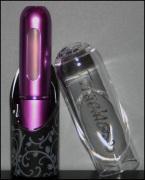 Praktischer Parfümzerstäuber von TRAVALO