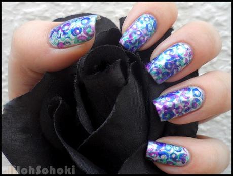Nageldesign - messy bubble stamping