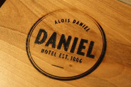 Hotel Daniel.