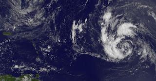Tropischer Sturm NADINE zieht wahrscheinlich nicht in die Karibik, Atlantische Hurrikansaison, Hurrikansaison 2012, Nadine, aktuell, Satellitenbild Satellitenbilder, Vorhersage Forecast Prognose, September, 2012
