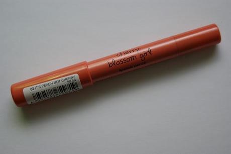 Essence cherry blossom girl lipstick pencil