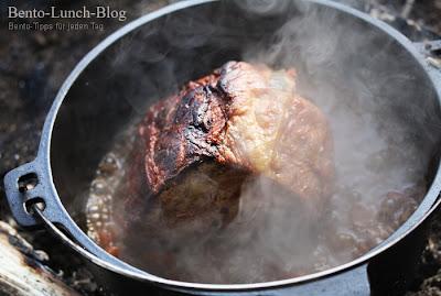 Schweinebraten mit Semmelknödel - Kochen am offenen Feuer #1