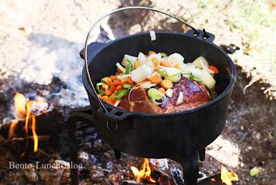 Schweinebraten mit Semmelknödel - Kochen am offenen Feuer #1