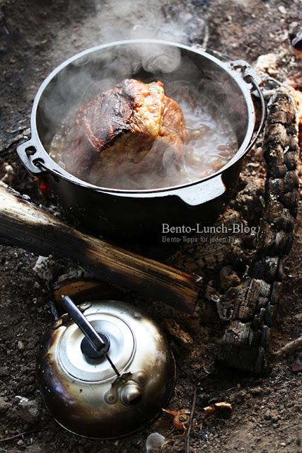 Schweinebraten mit Semmelknödel - Kochen am offenen Feuer #1