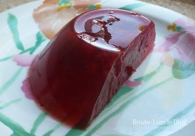Experimente mit Agar-Agar: Früchte & Matcha-Jelly