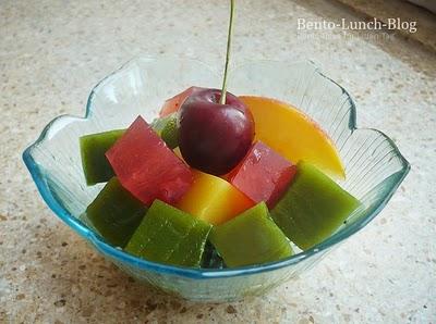 Experimente mit Agar-Agar: Früchte & Matcha-Jelly