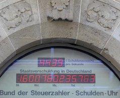 GANZ INTERNATIONAL: Die Schuldenuhren von Deutschland, Österreich und den USA