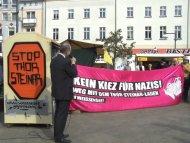 Protestaktion gegen Thor Steinar - Laden in Weißensee